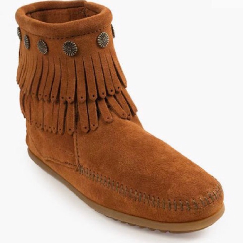 Fringe boots